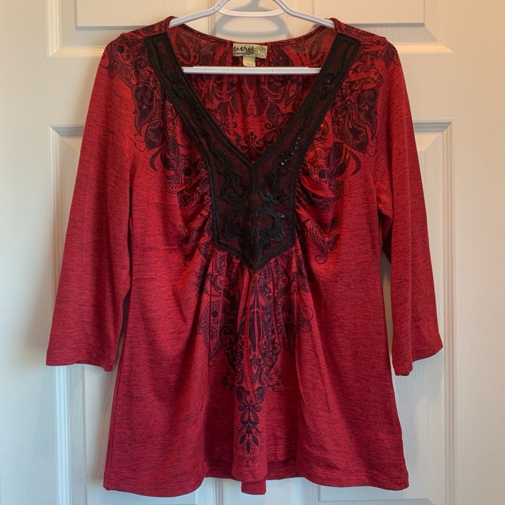 Red and Black 3/4 Sleeve Top